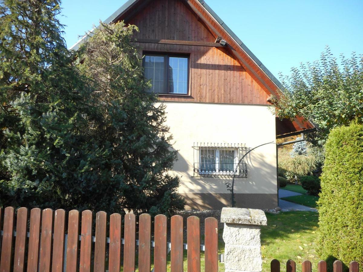 Apartment Pod Hradem Holstejn